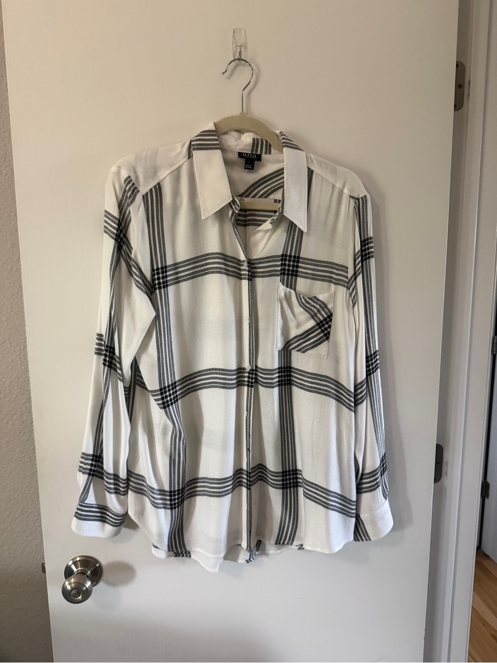 Lightweight White and Black Plaid Women's Shirt